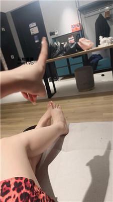 【回眸】洗手盆玉足恋足舔 JS250327-26