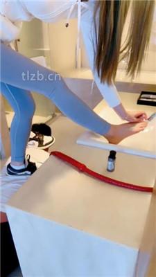 【梦涵】健身女神-暴力踢踹/鞭打/耳光/骑马/清理脏鞋