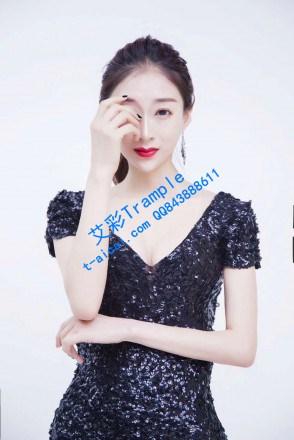 女职员怒惩变态上司