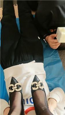 【魅影】高跟黑丝踩虐兄弟奴 JS250123-38