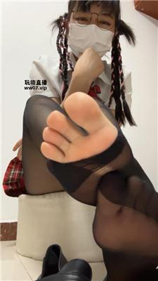 【蛮蛮呀】妹妹黑丝调教哥哥    250402-11