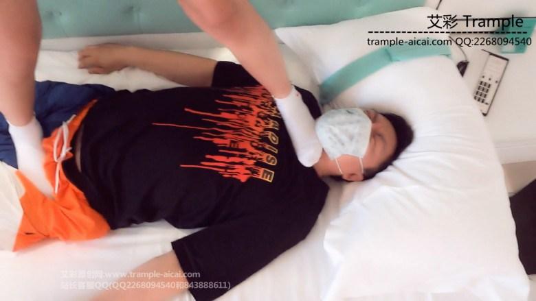 【QD】丝媛超短裤白棉袜带你起飞