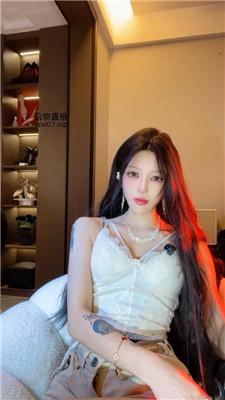 【龙妈】滚进来    250301-11