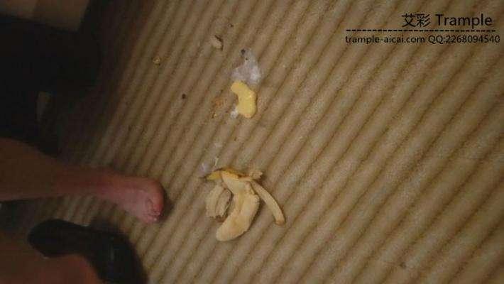 92年美女技师的初次调教