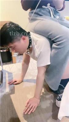 【曦姐】白袜塞嘴/跪舔高跟黑丝/脚下喂食【完整版】