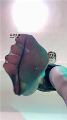 【红颜】死妈的孤儿    250222-9