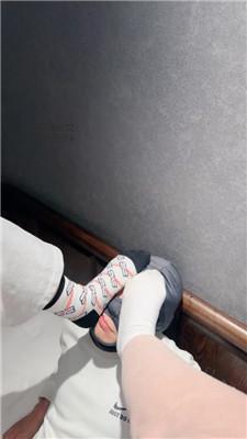 【猴歌】双S-白袜学生主物化坐垫奴 bf50353