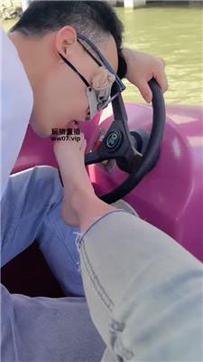 【莱恩】游船的时候不忘调狗 JS250516-3