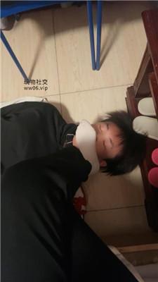 【莹莹】捆绑绿帽男友虐废 JS250216-11