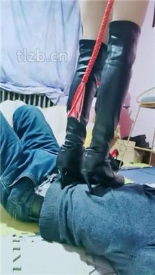 【软糖】骑马爬行/高跟长靴全体重踩踏【完整版】