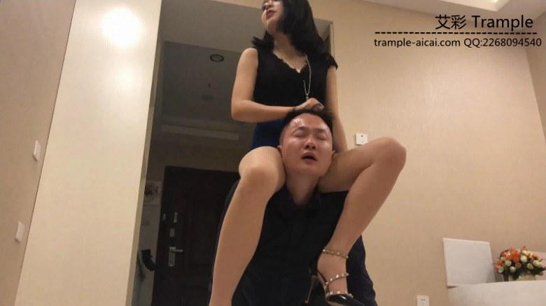 人马乘骑大腿夹虐