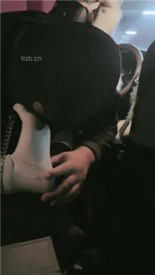 【芷镜小主】车内让奴甜脏鞋臭脚