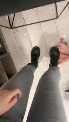 【绝美兔女王】短靴黑丝踩虐CD变装狗