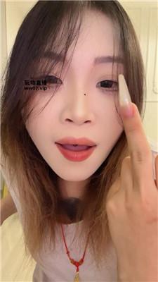 【Qi7】粗口乳母    250402-1