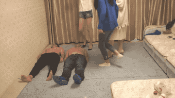 群魔乱舞4s群踩