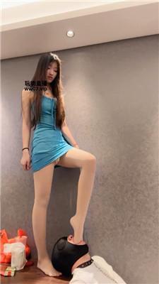 【狗哥】车模素人S-高跟肉丝脚虐 bf51700