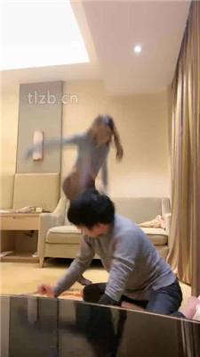 【领主老大】模特S-黑丝脚虐打