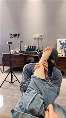 【素人抽水机】腿绞-牛仔裤坐脸/白袜踩虐 bf52560