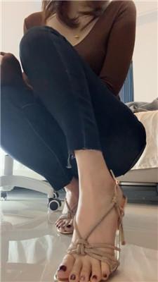 【小X大王】孤儿怨的咒妈死妈    250210-9