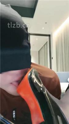 【安琪】情侣奴-奴下奴-跪舔臭脚/闻高跟/踩踏捆绑【双视角版】