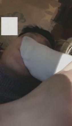 【VIVI】酒吧臭棉袜跺死贱狗