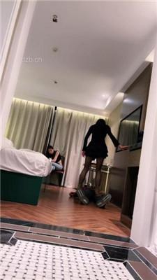 【宸宸】双S-长靴暴力重度踢踹【双视角版】