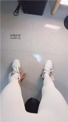 【艾黎】白袜诱惑-重度虐乳-闻舔腋下 bf50490