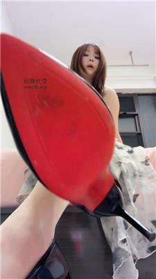 【兔兔酱】虐母虐杀场    250218-33