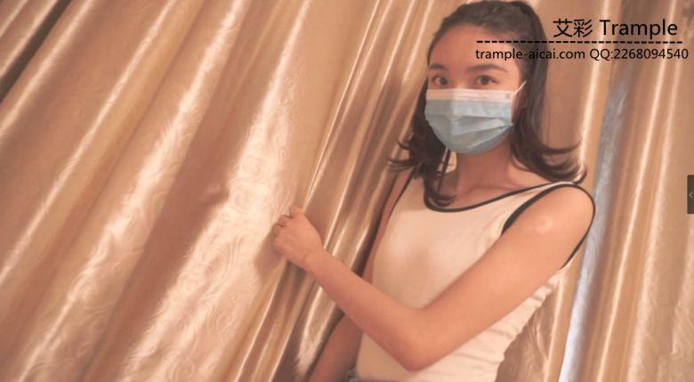 新人歆凝暴跳踩头踢裆 新人歆凝暴跳踩头踢裆