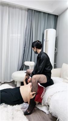 【苏州婉儿】高跟黑丝踩踏-脚耳光-保鲜膜捆绑 JS250525-33