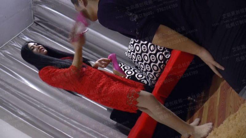 嘉利女王耳光羞辱调教