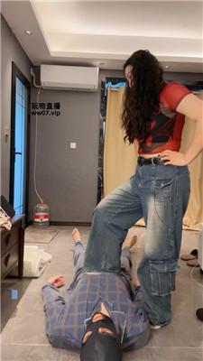 【素人抽水机】腿绞-牛仔裤坐脸/白袜踩虐 bf52560
