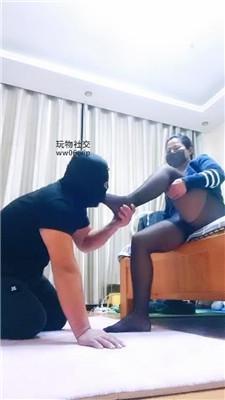 【小姨】黑丝脚踩/鞭打/坐脸窒息 JS250111-59