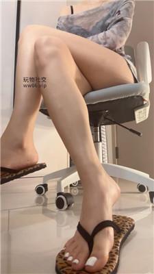 【小X大王】裸足肉丝    250304-13