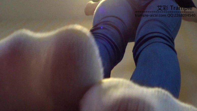 黑冰汗臭运动鞋棉袜崇拜踩踏站脸