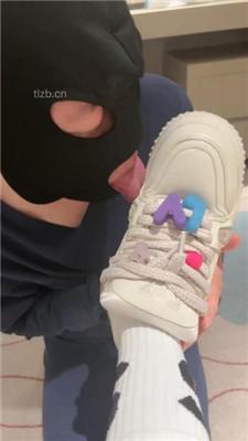 【筱月】健身后运动鞋白袜气味控制