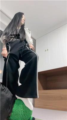 【江湖狼】学生主白袜脚踩踏  JS250417-15