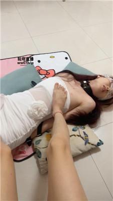 【阳阳】捆绑女神母畜白袜脚虐【完整版】 bf53100