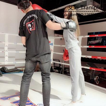 【VIVI】超残忍-把M当沙包练拳击嘞脖窒息