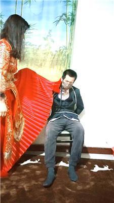 【银南女帝】新娘结婚公开驯化绿帽【下】 JS250118-12