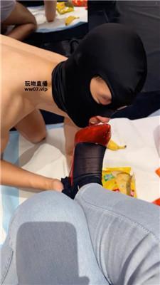 【倪小主】高跟玉足踩踏喂食 JS250506-12