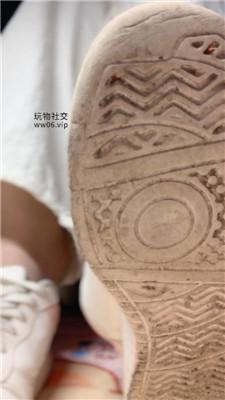 【乔乔在这里】肉丝+脏鞋底羞辱贱狗    250218-28