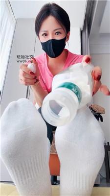 【冷颜】白棉袜香水粗口乳母    250305-9