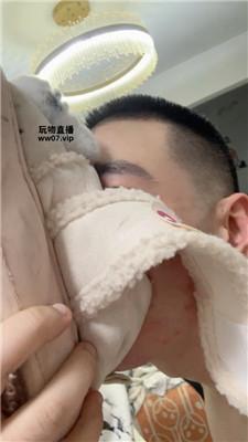 【Qi7】纹身小妹带两情人虐绿帽 bf51162