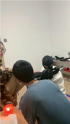 【薇薇】长靴踩虐/骑马狗爬/鞭打/囚禁狗笼 bf50510