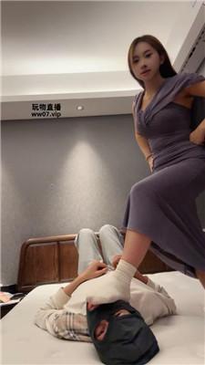 【肉肉sama】小白鞋白袜气味辱-跳踩 bf51669