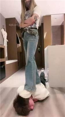 【梦樱】口球塞嘴/骑马/小白鞋踢踹/鞭打腿绞