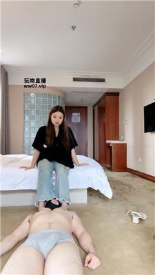 【黑兔】喂口水-连环抽耳光 bf53442