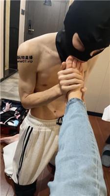 【白兔】运动鞋黑棉袜虐瘦奴 JS250312-18