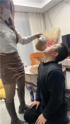 【汐言】关在家里可怜的狗奴